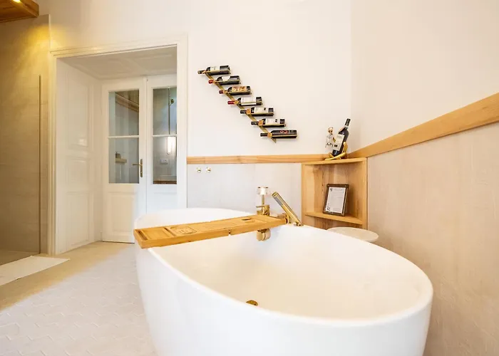 Апартаменты Luxury Design Palackeho